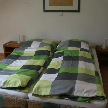 Wendlers Ferienwohnungen #1 #4 #5 #6 Behringersdorf Room photo